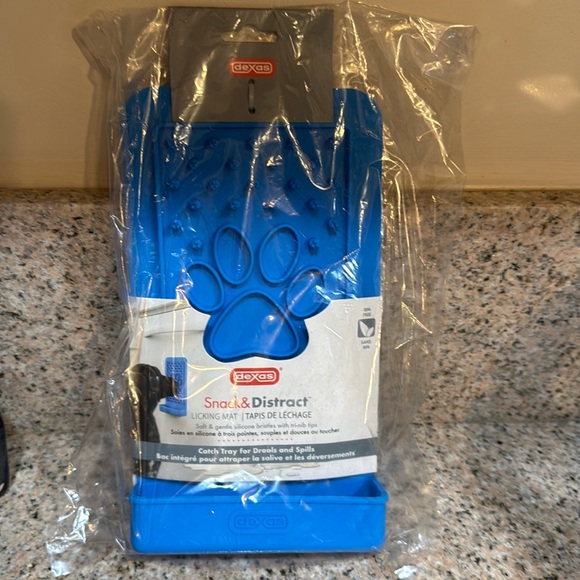 Dexas Other - Dexas Snack & Distract